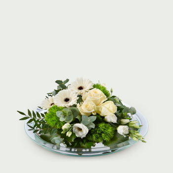 Flower arrangement white