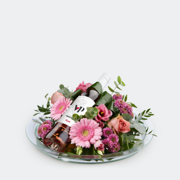 Bloemstuk roze met wijn