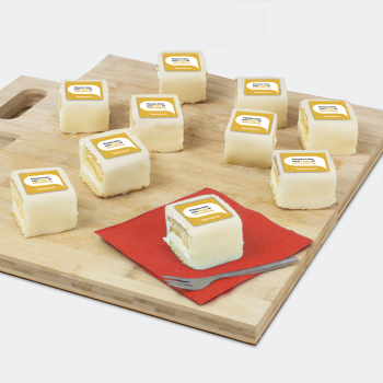 Petit fours met logo