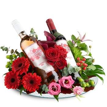 Bloemstuk met rode en rose prestige wijn